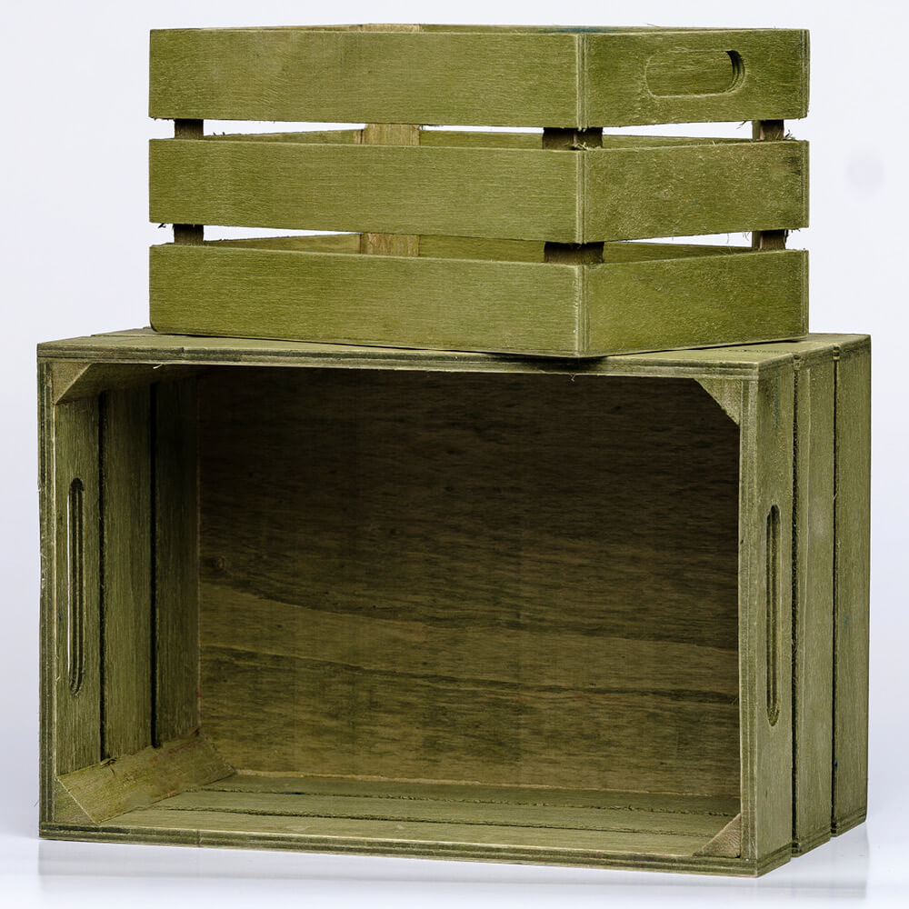 Wooden crate - green